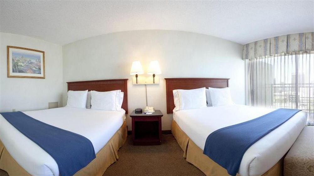 Express - Downtown By Ihg 3*