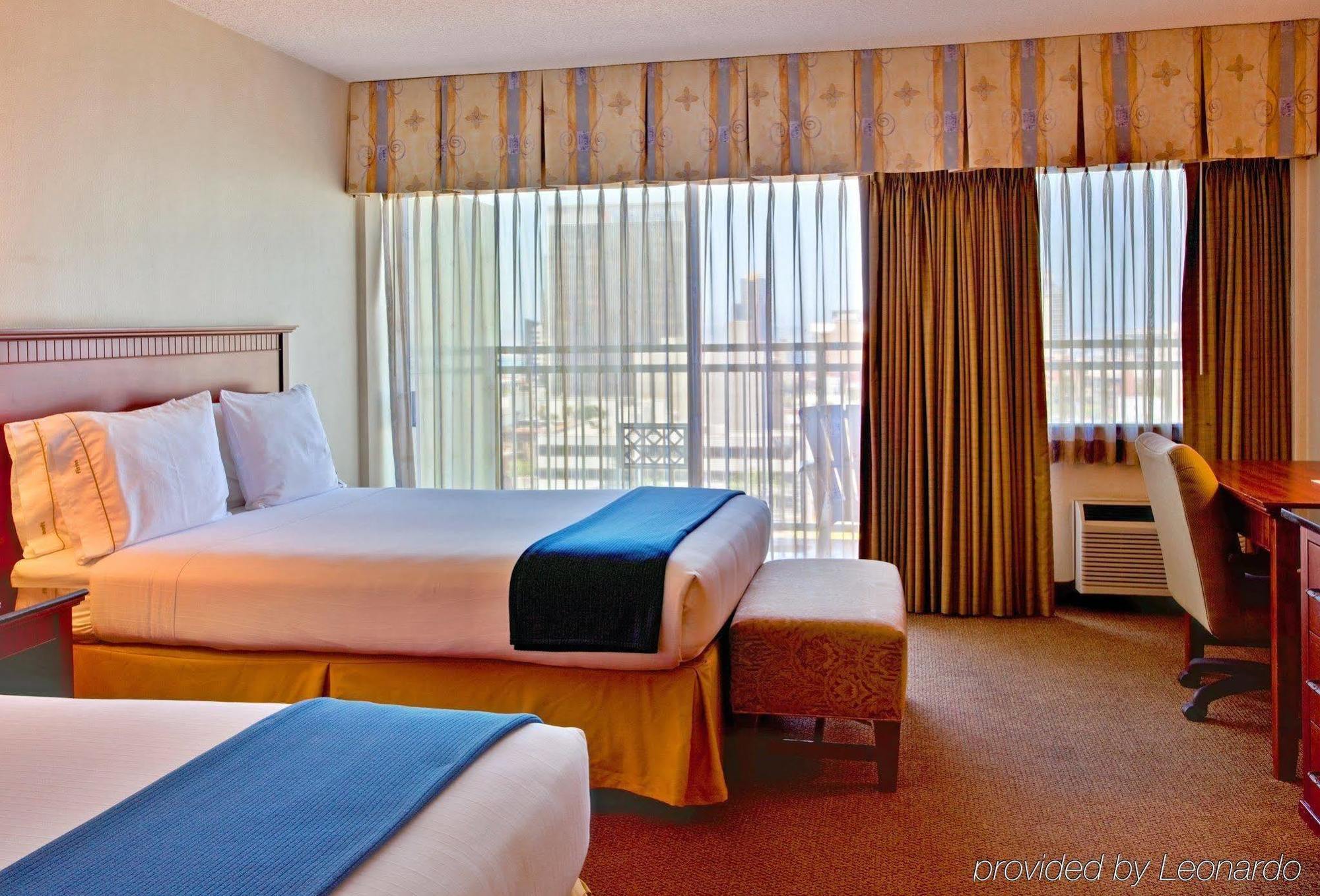 Hotel Express - Downtown By Ihg